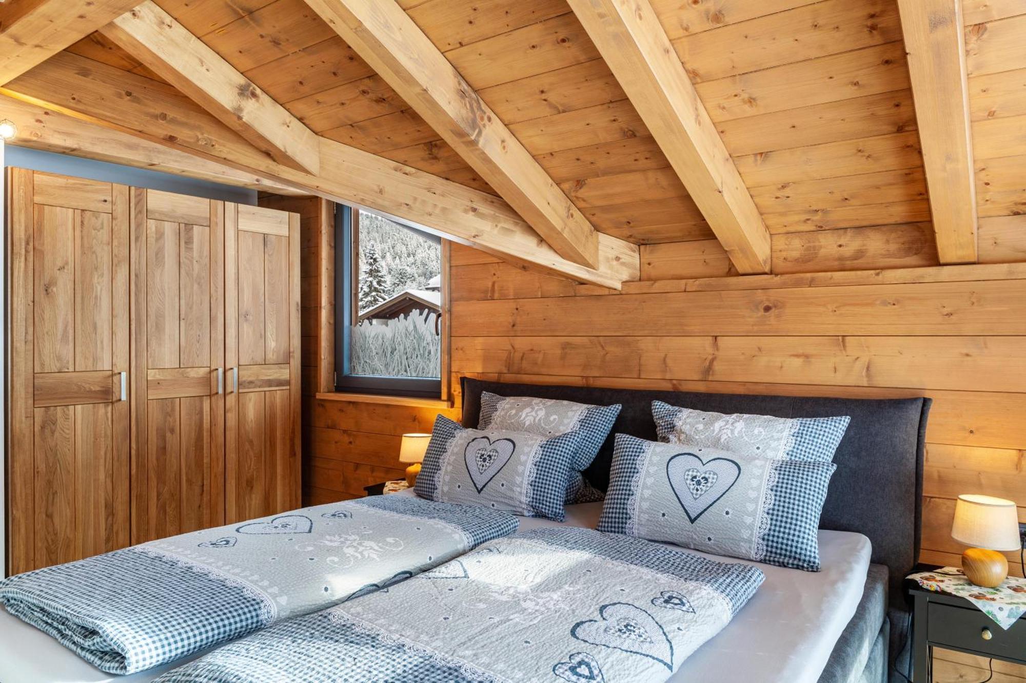 Chalet Aus Holz Garmisch-Partenkirchen járás Kültér fotó